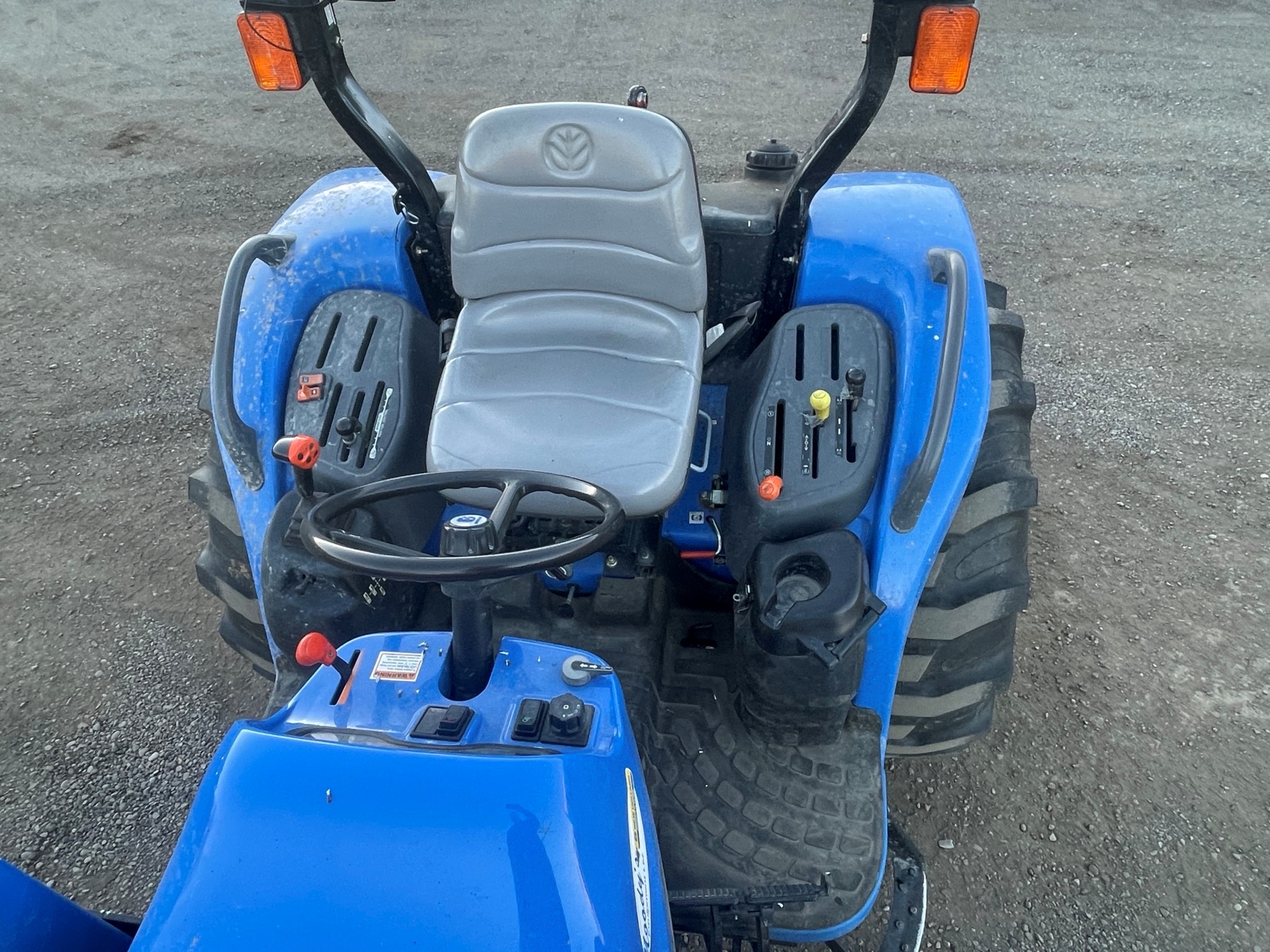2006 New Holland TC35D Tractor Compact