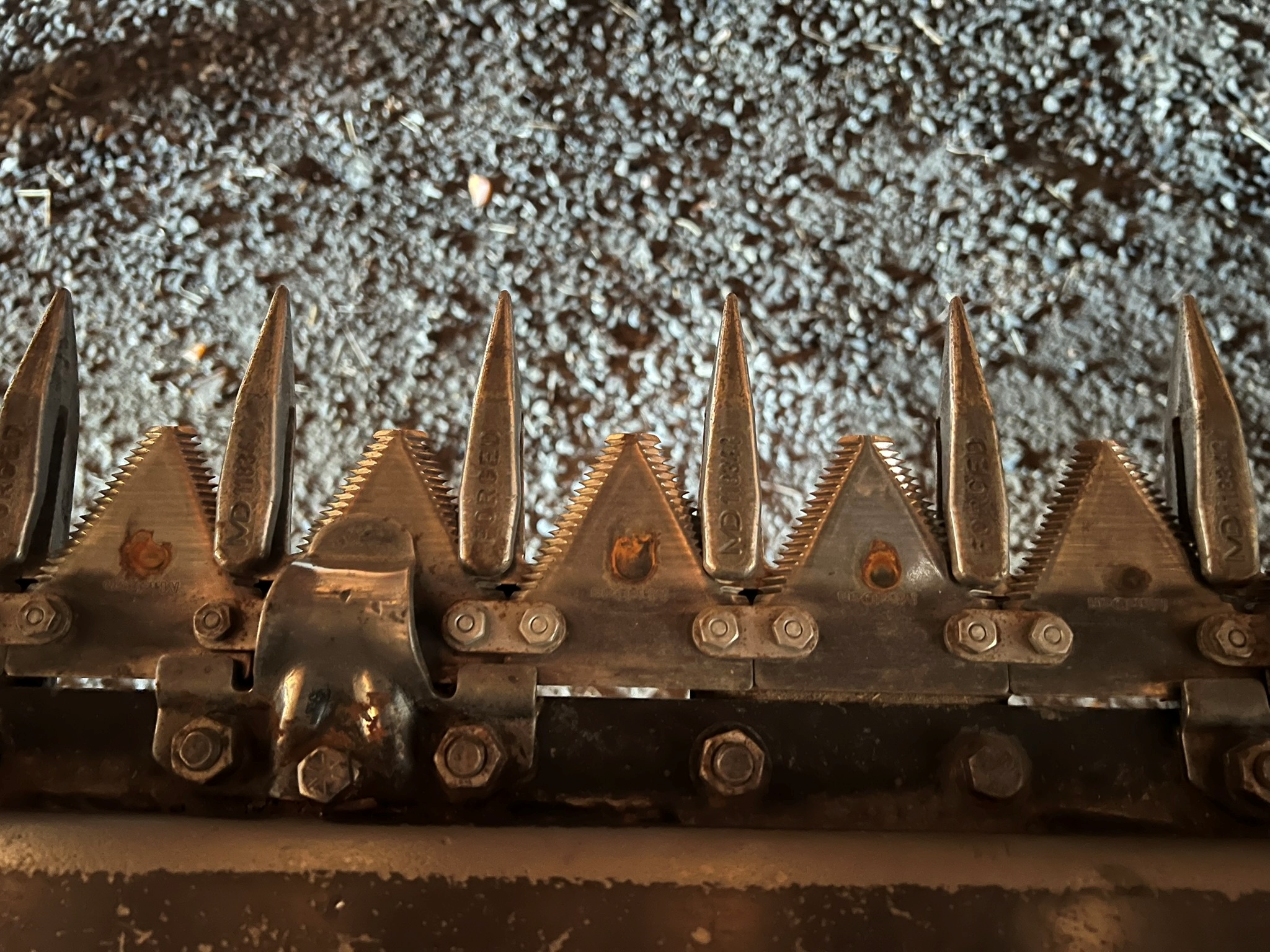 2011 MacDon M150 Swather