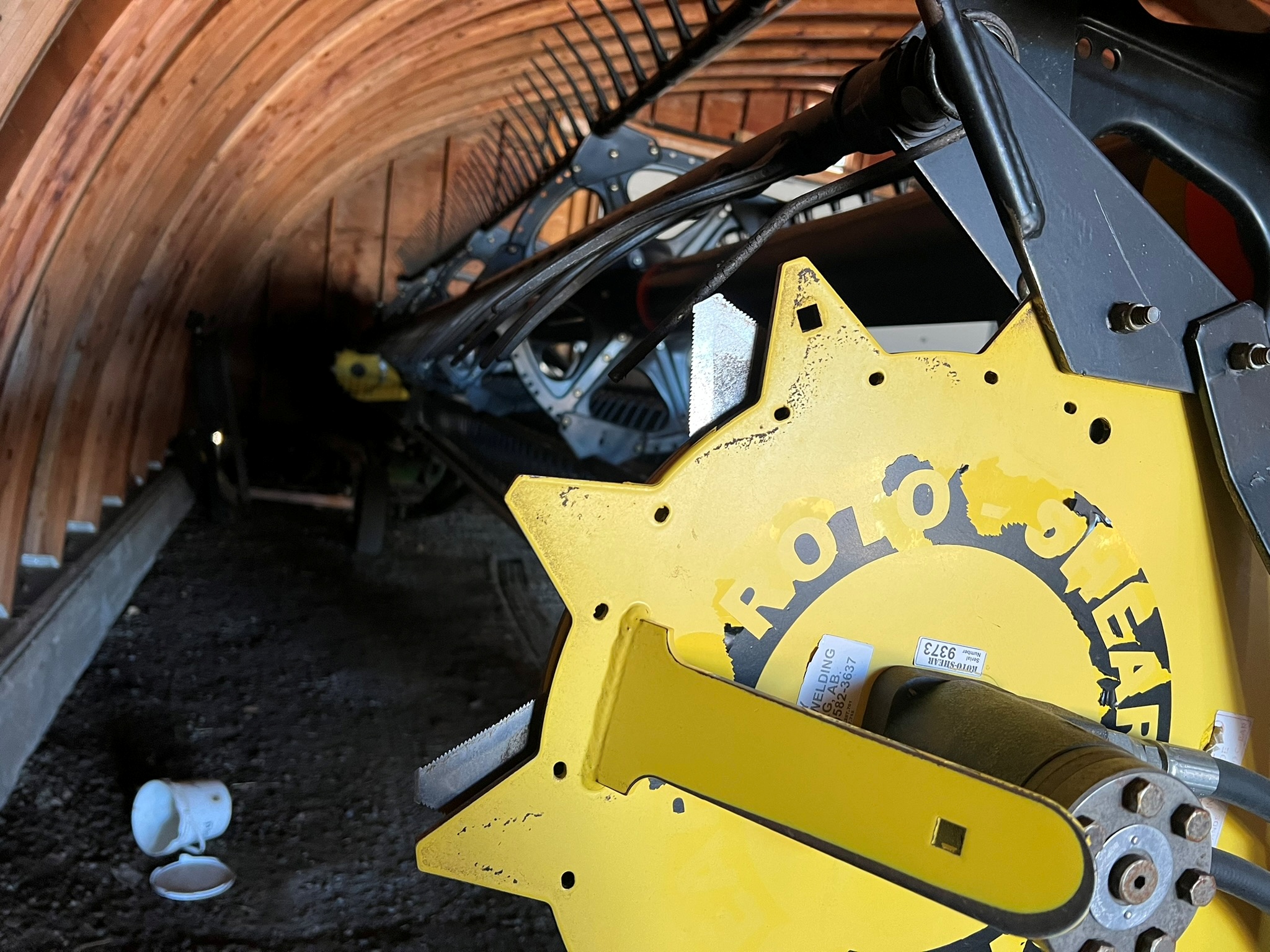 2011 MacDon M150 Swather