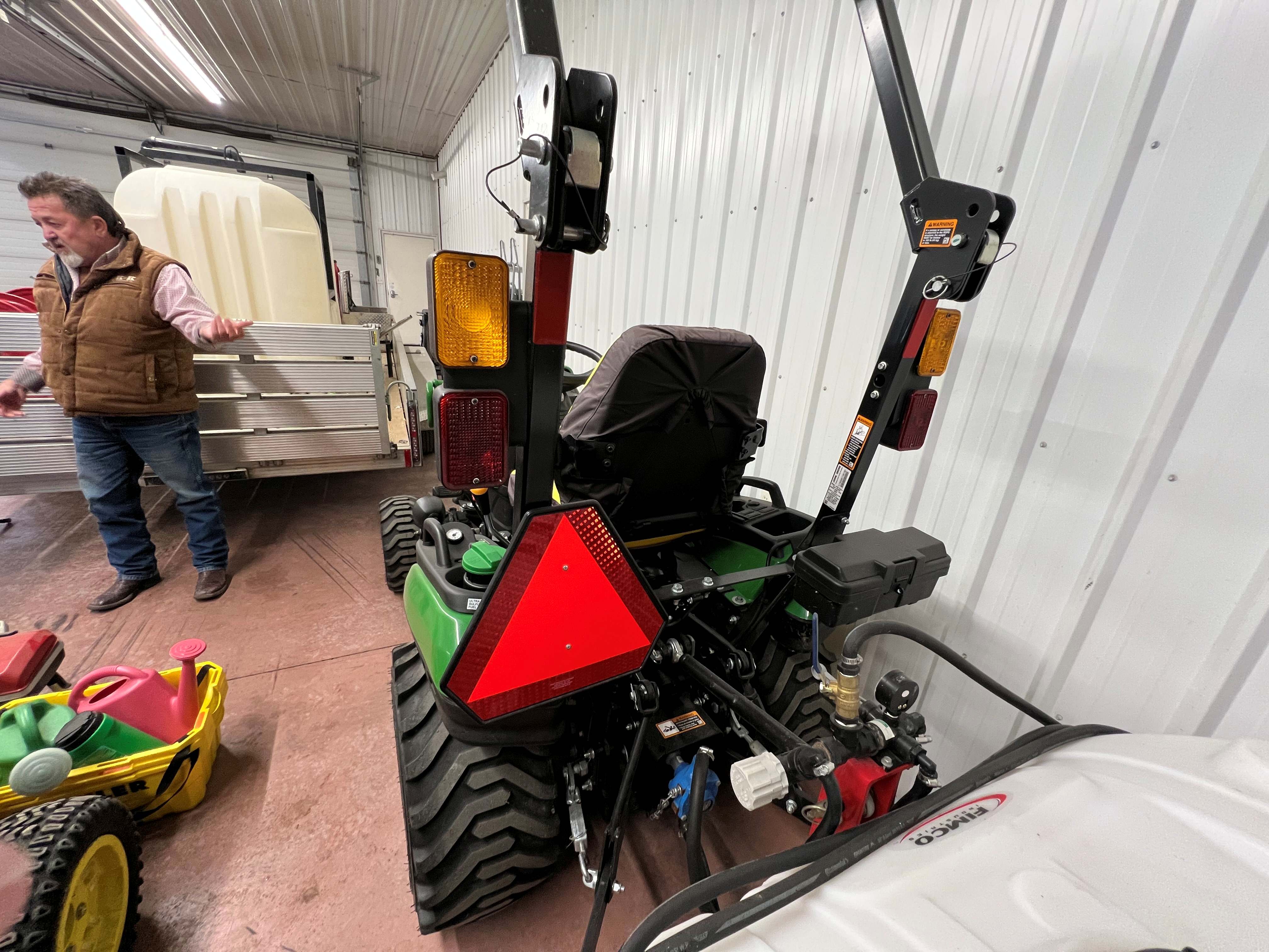 2022 John Deere 1025R Tractor Compact