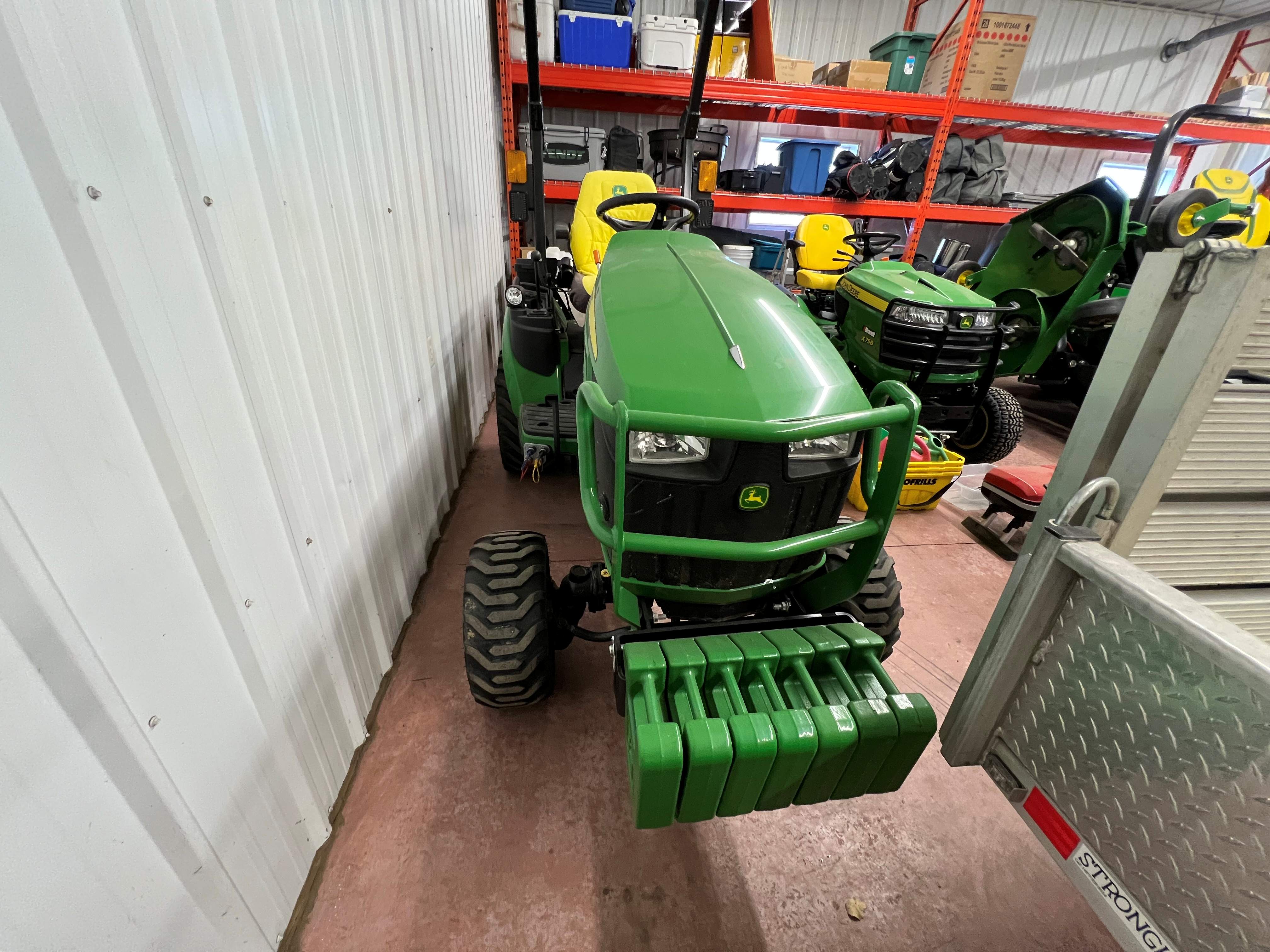 2022 John Deere 1025R Tractor Compact