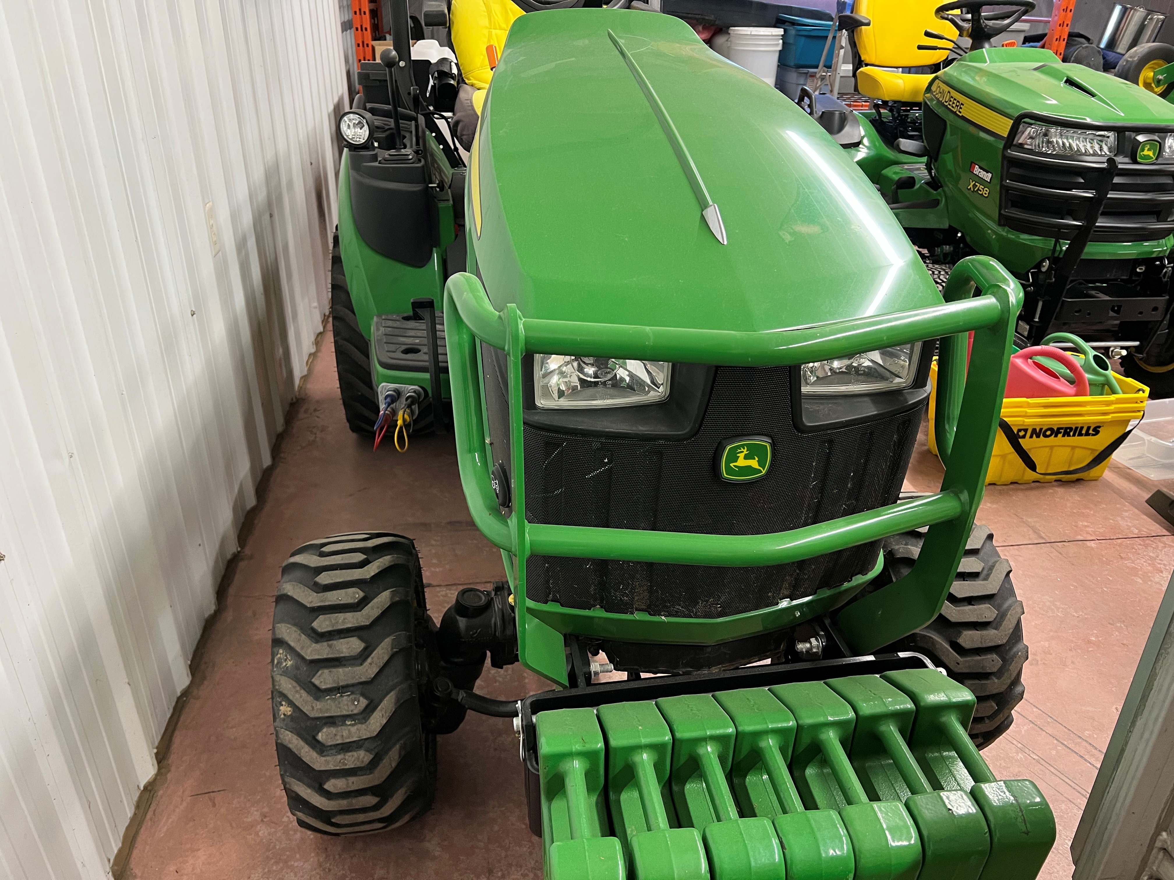 2022 John Deere 1025R Tractor Compact