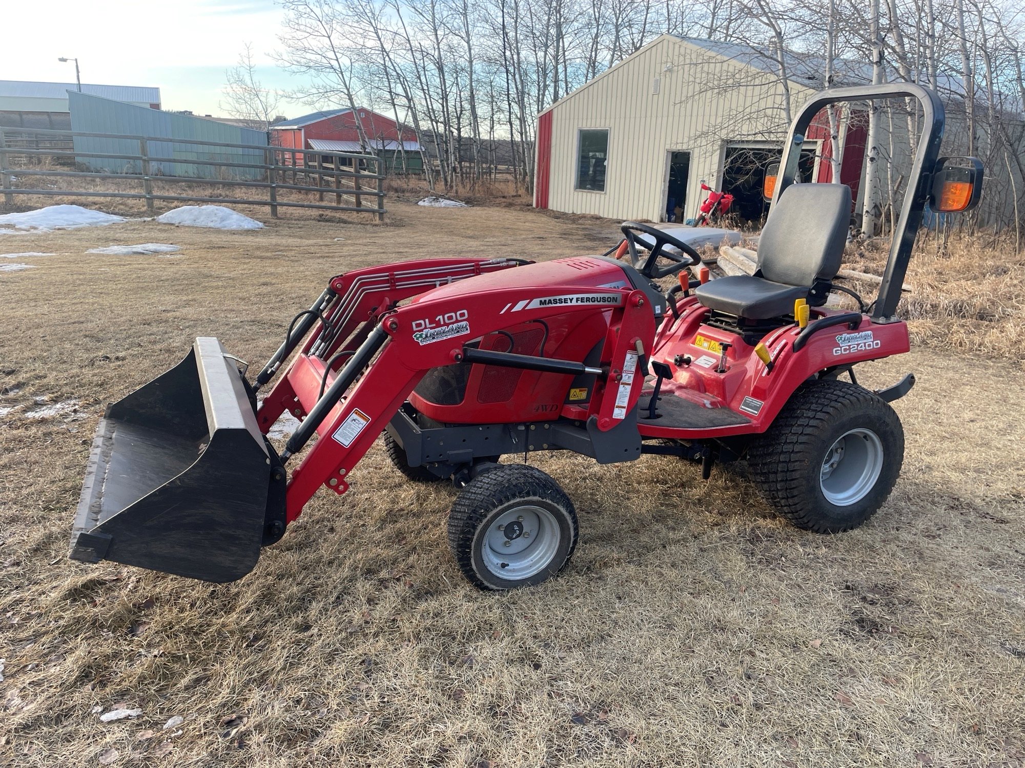 2009 Massey Ferguson GC2400 Tractor Compact