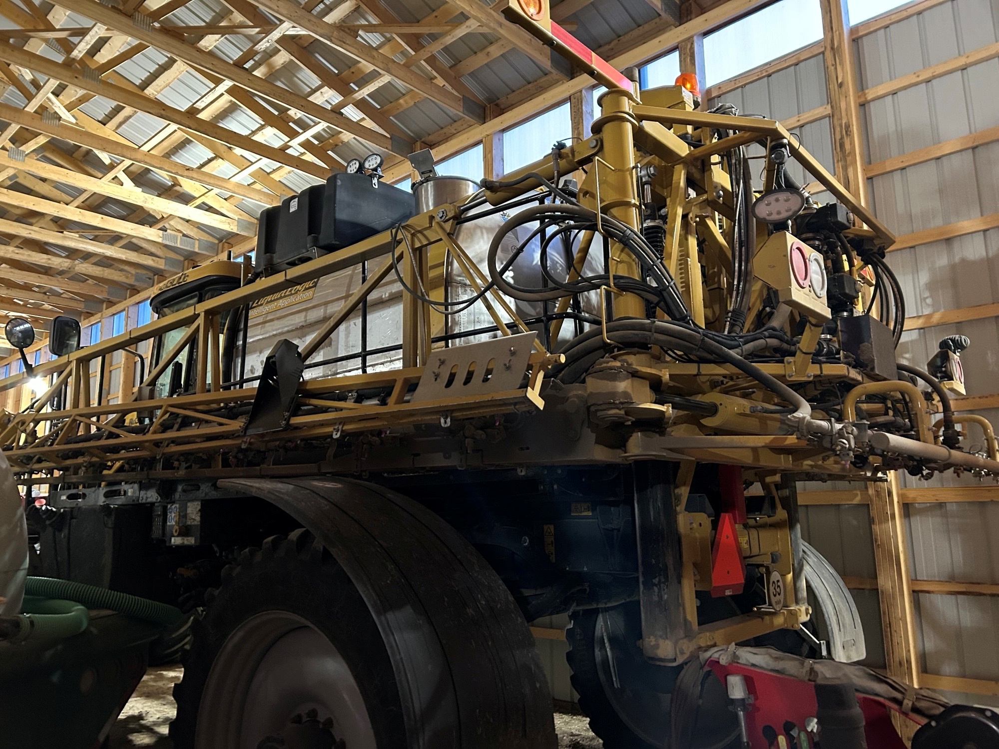 2019 RoGator 1300C Sprayer/High Clearance