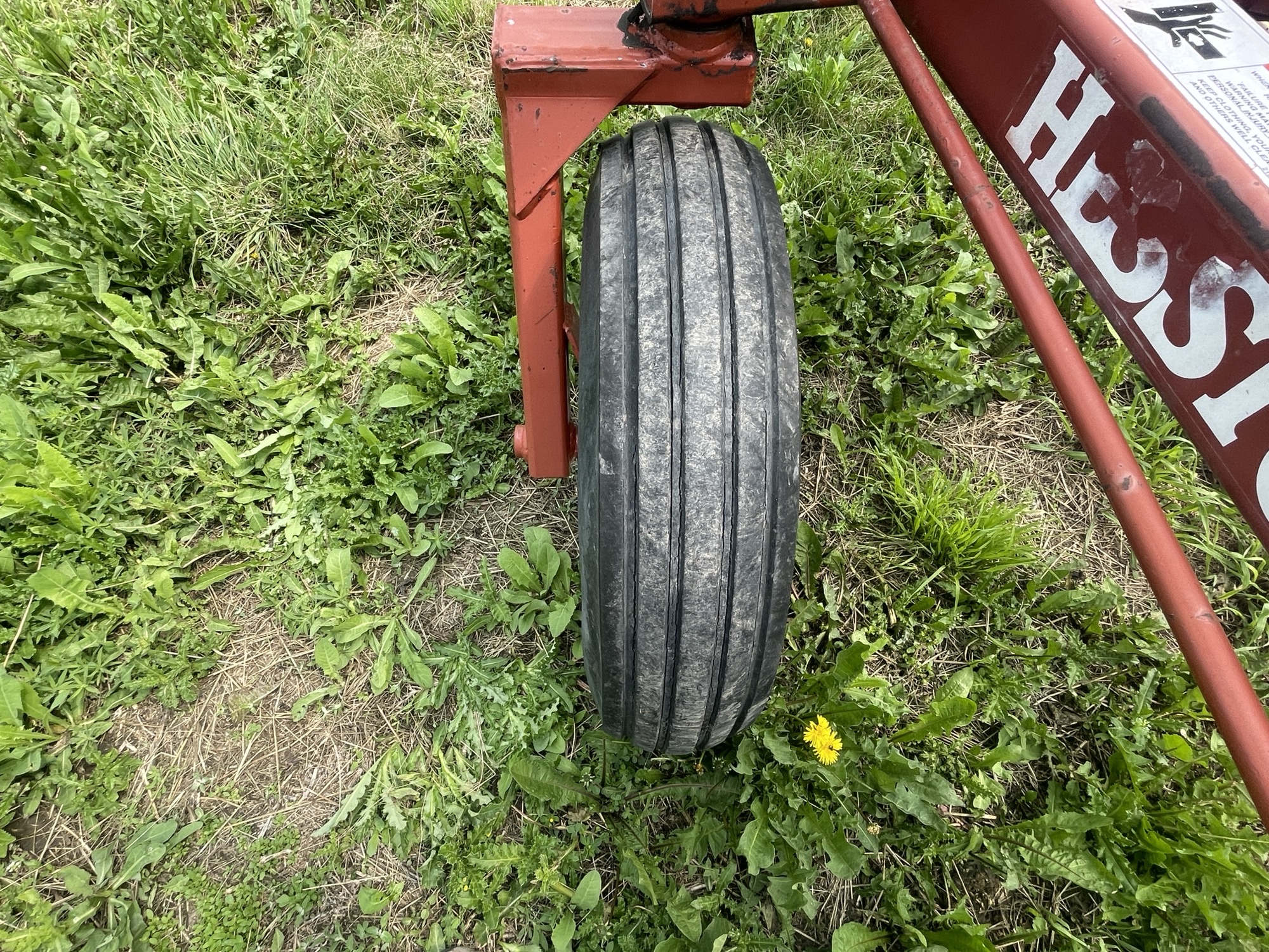 2000 Massey Ferguson 3983 Rake/V