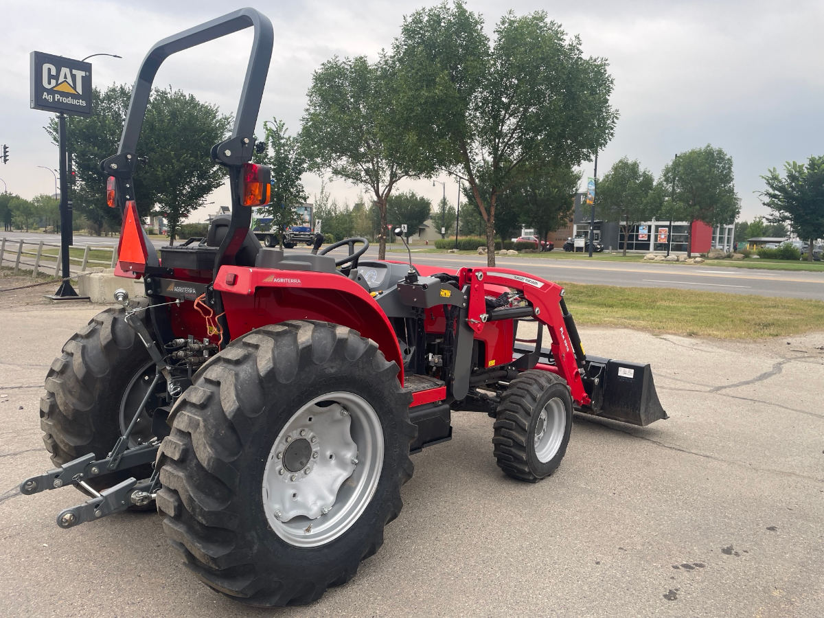 2021 Massey Ferguson 2850EHL Tractor Compact