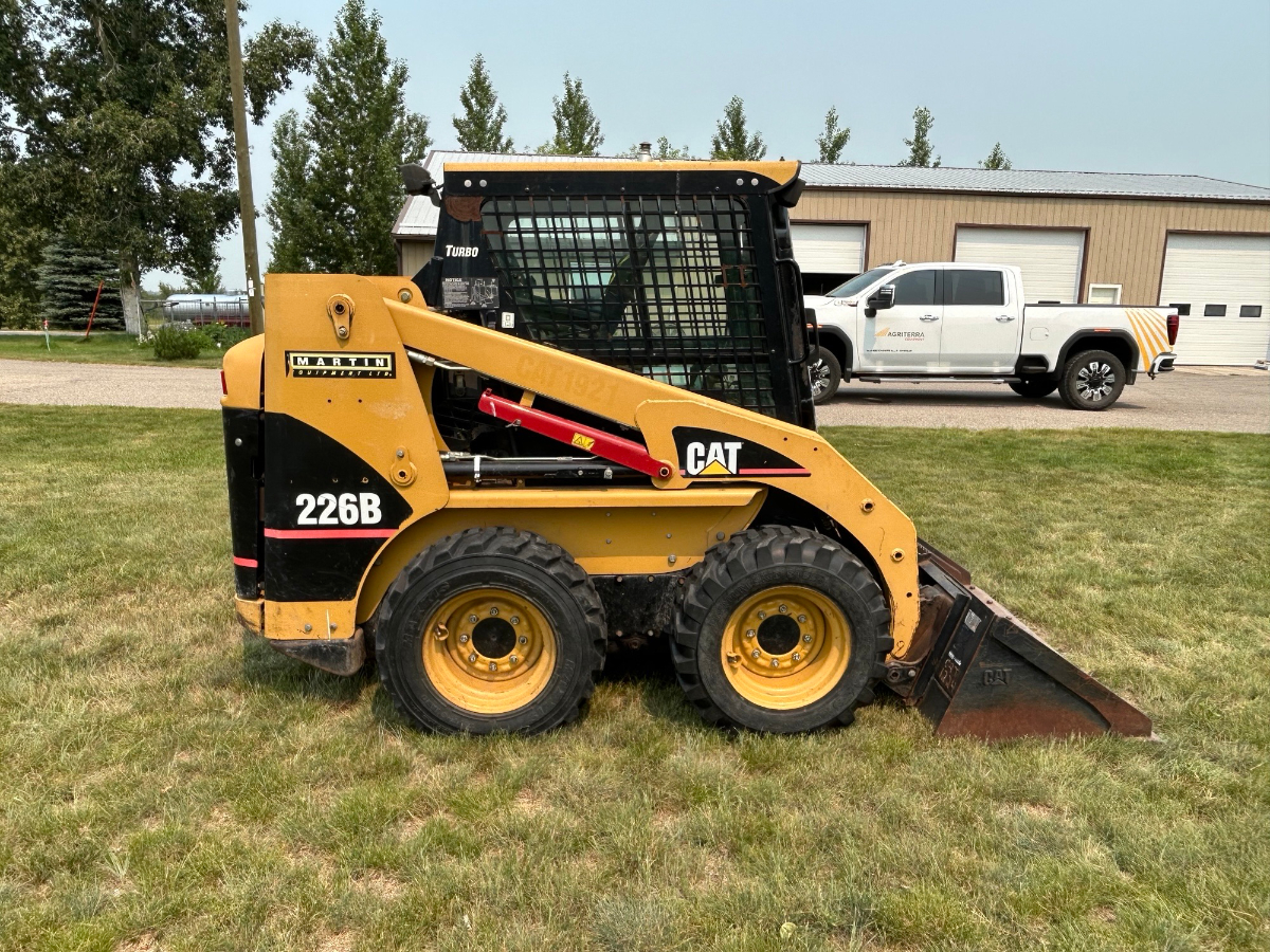 2006 Caterpillar 226B Skid Steer Loader