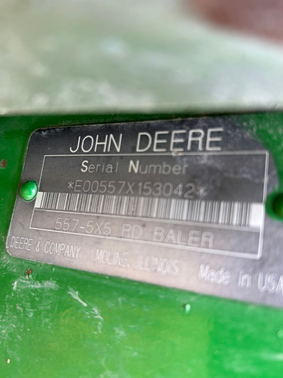 2000 John Deere 557 Baler/Round