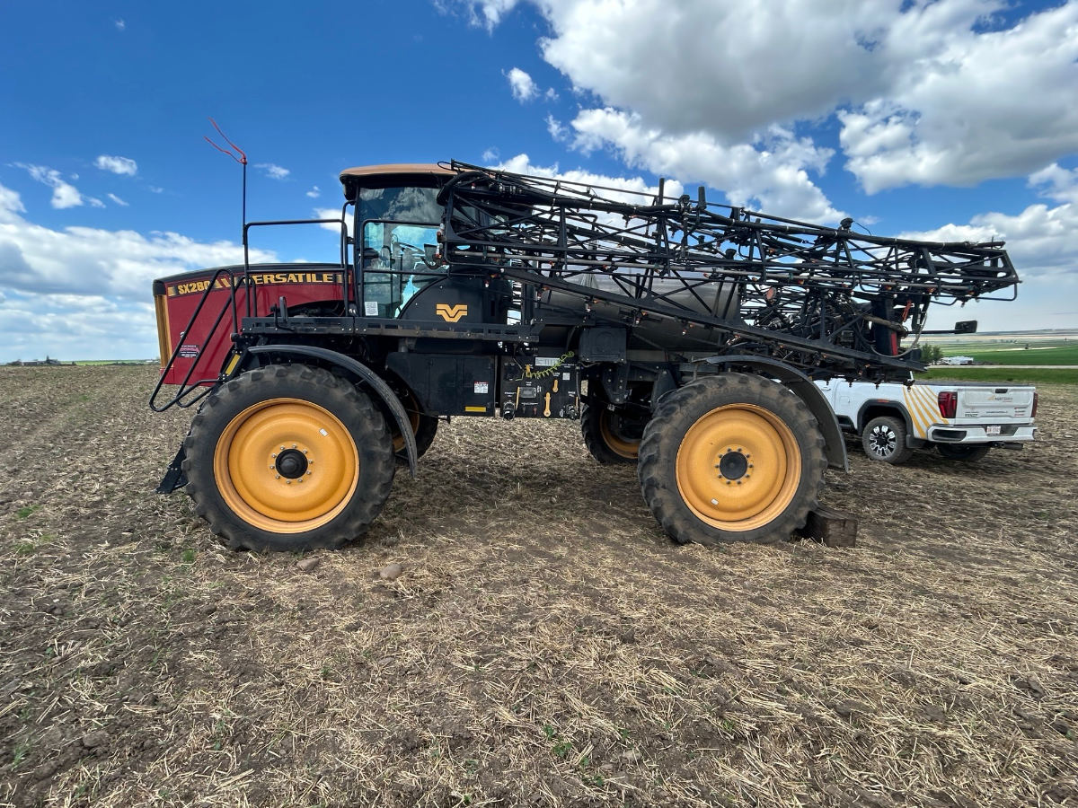 2018 Versatile SX280 Sprayer/High Clearance