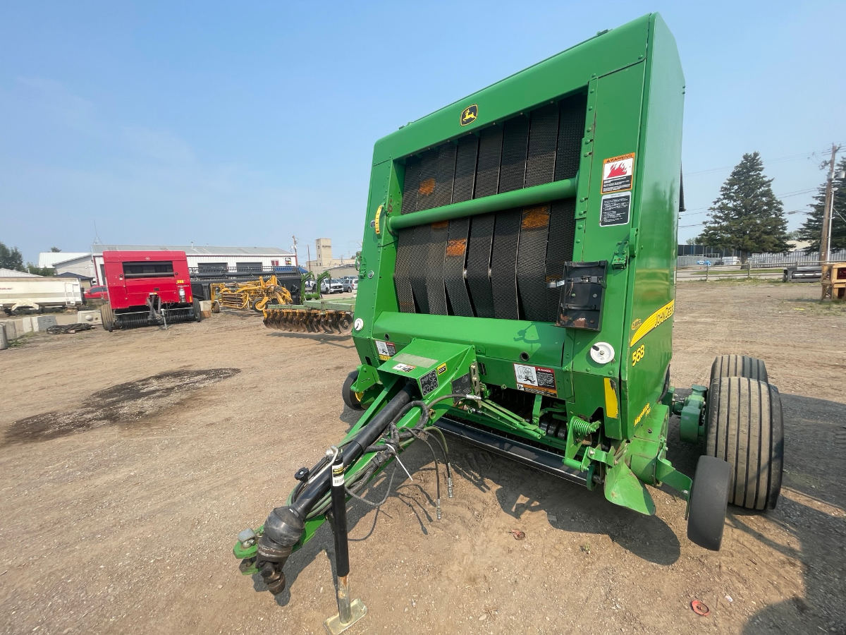 2008 John Deere 568 Baler/Round