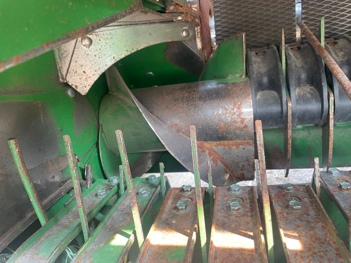 2008 John Deere 568 Baler/Round