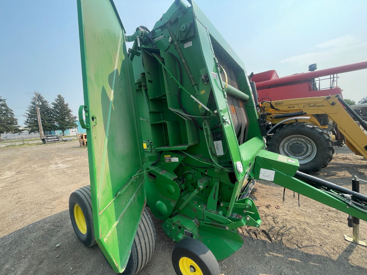 2008 John Deere 568 Baler/Round