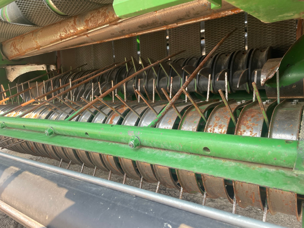 2008 John Deere 568 Baler/Round