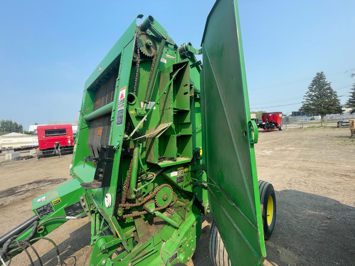 2008 John Deere 568 Baler/Round