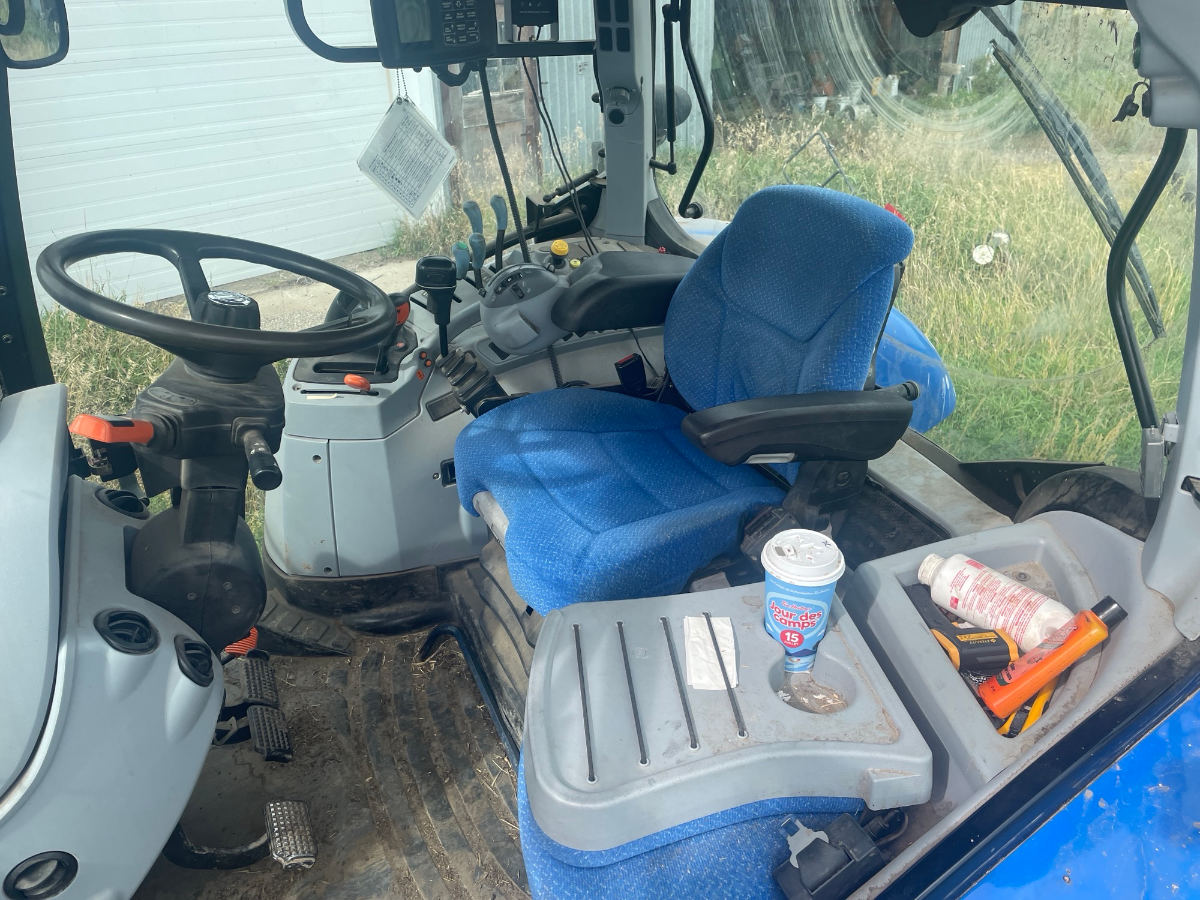 2015 New Holland T6.175 CVT Tractor