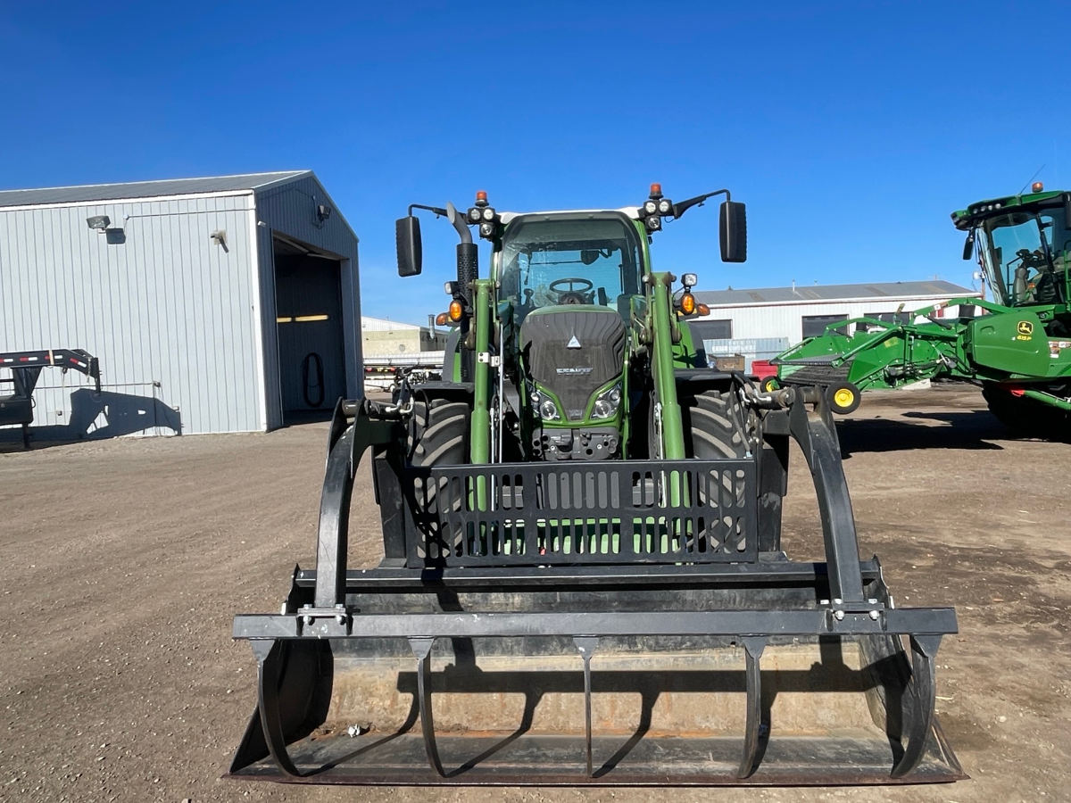 2021 Fendt 718 Gen6 Tractor