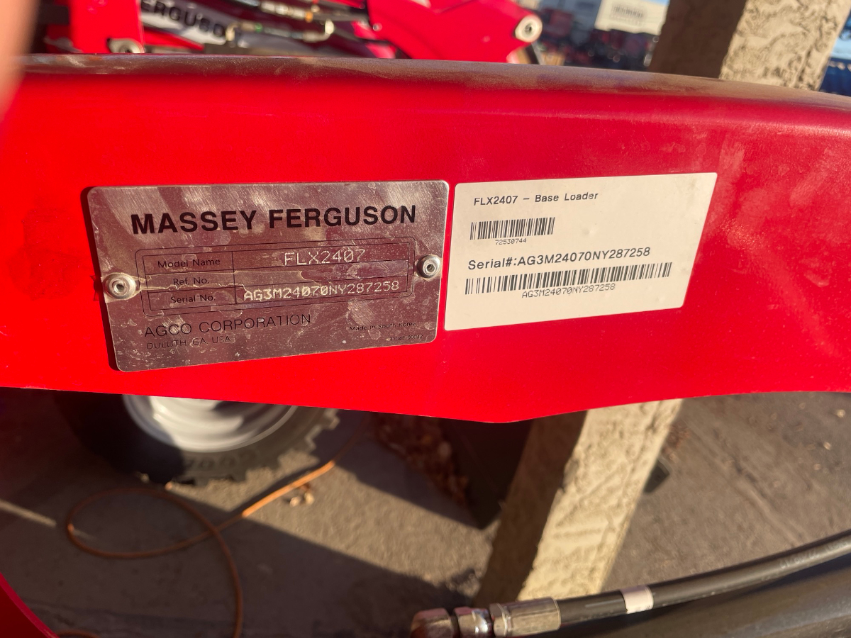 2025 Massey Ferguson 1E.35HL Tractor Compact