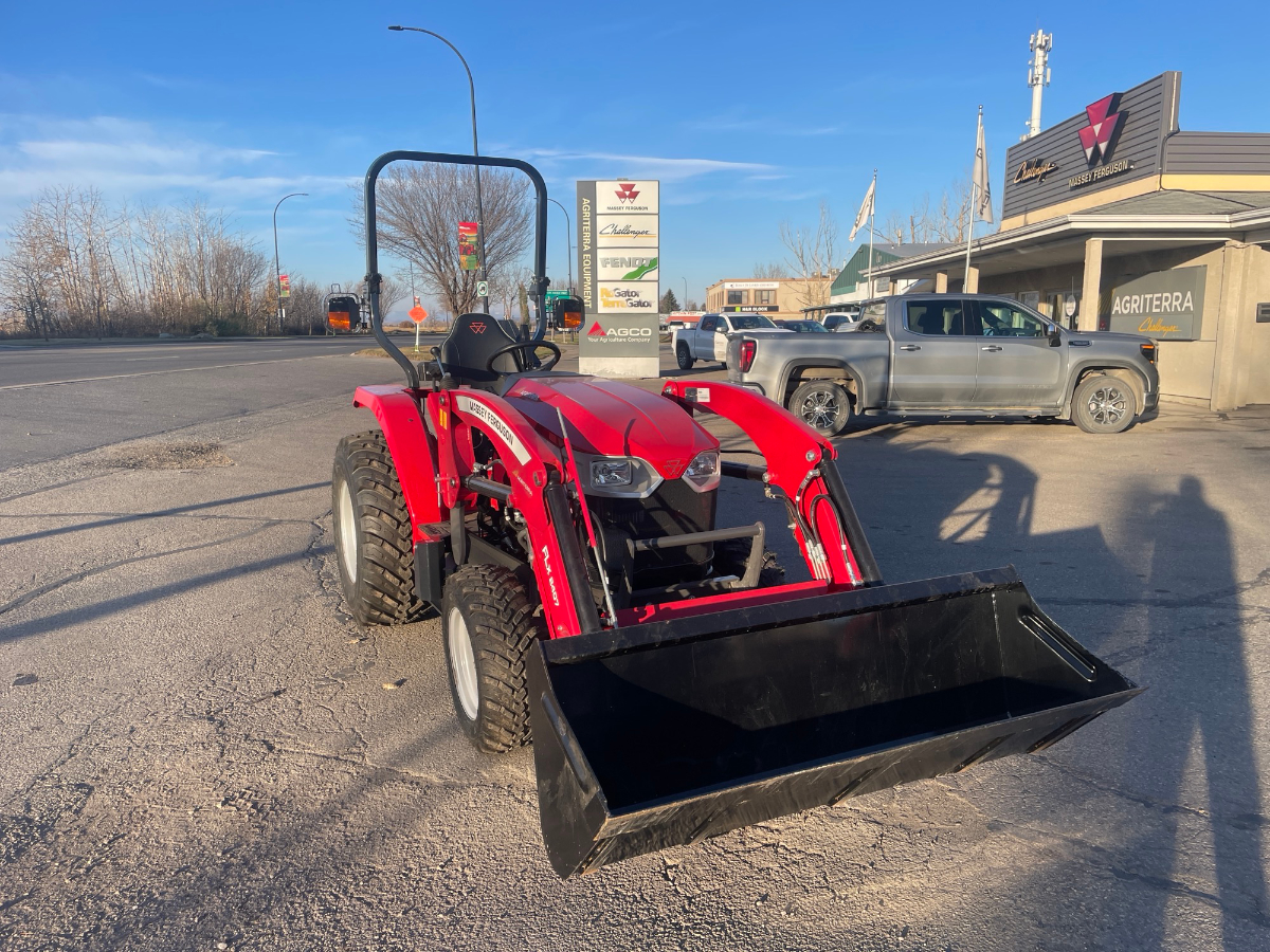 2025 Massey Ferguson 1E.35HL Tractor Compact