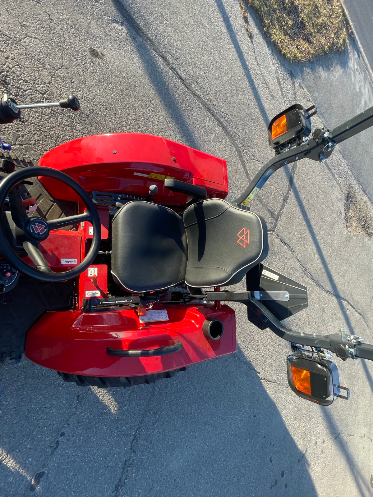 2025 Massey Ferguson 1E.35HL Tractor Compact