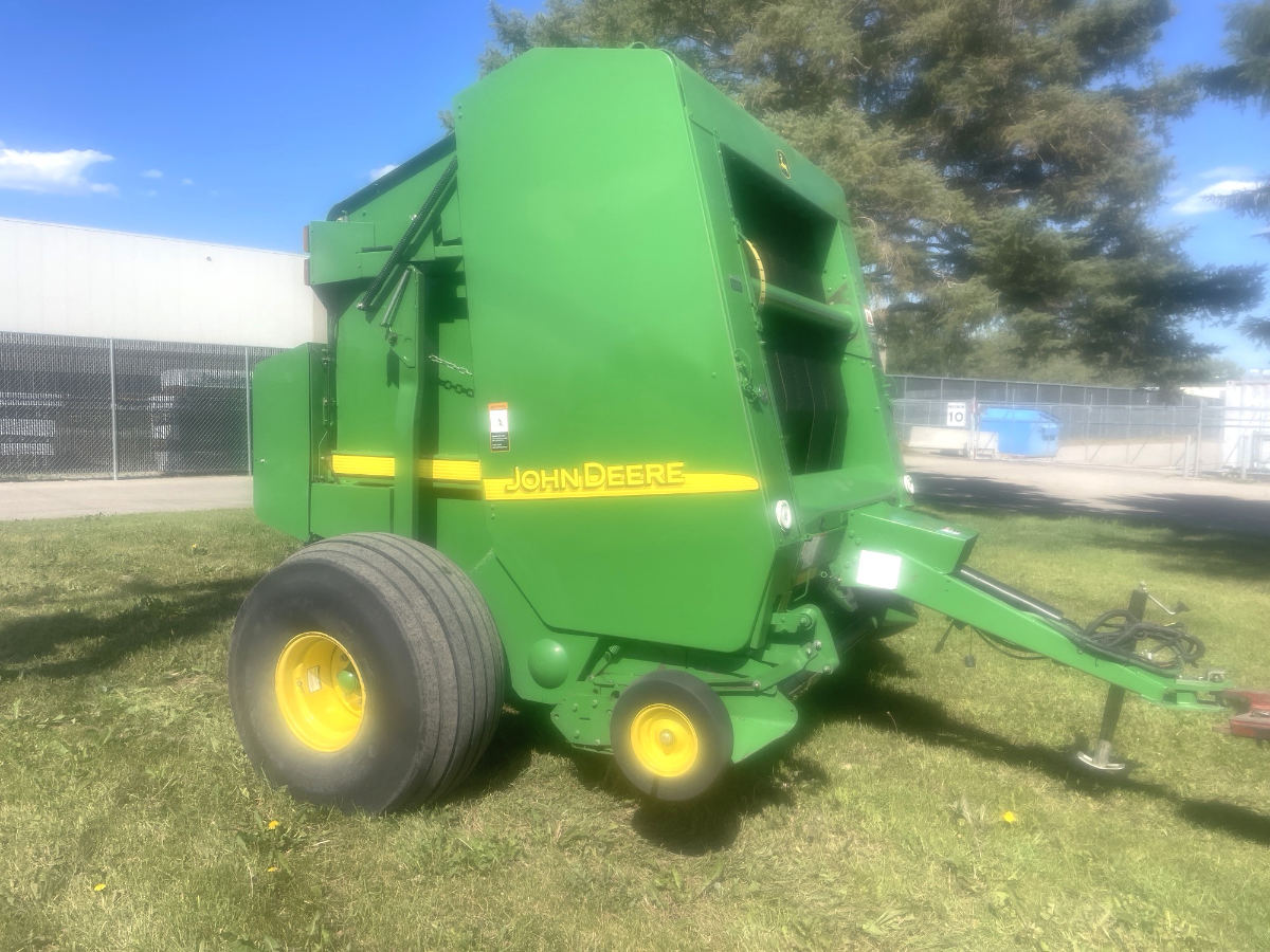 2007 John Deere 568 Baler/Round