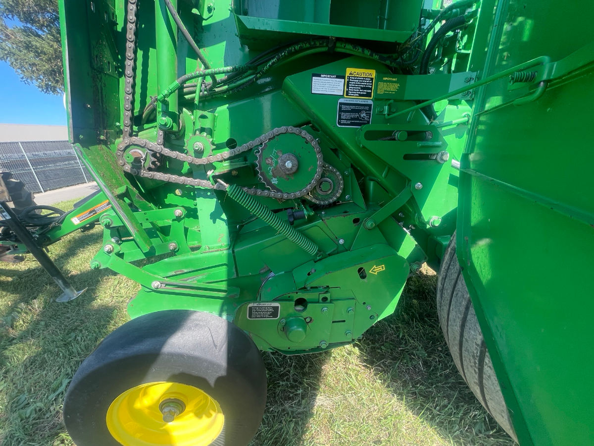 2007 John Deere 568 Baler/Round