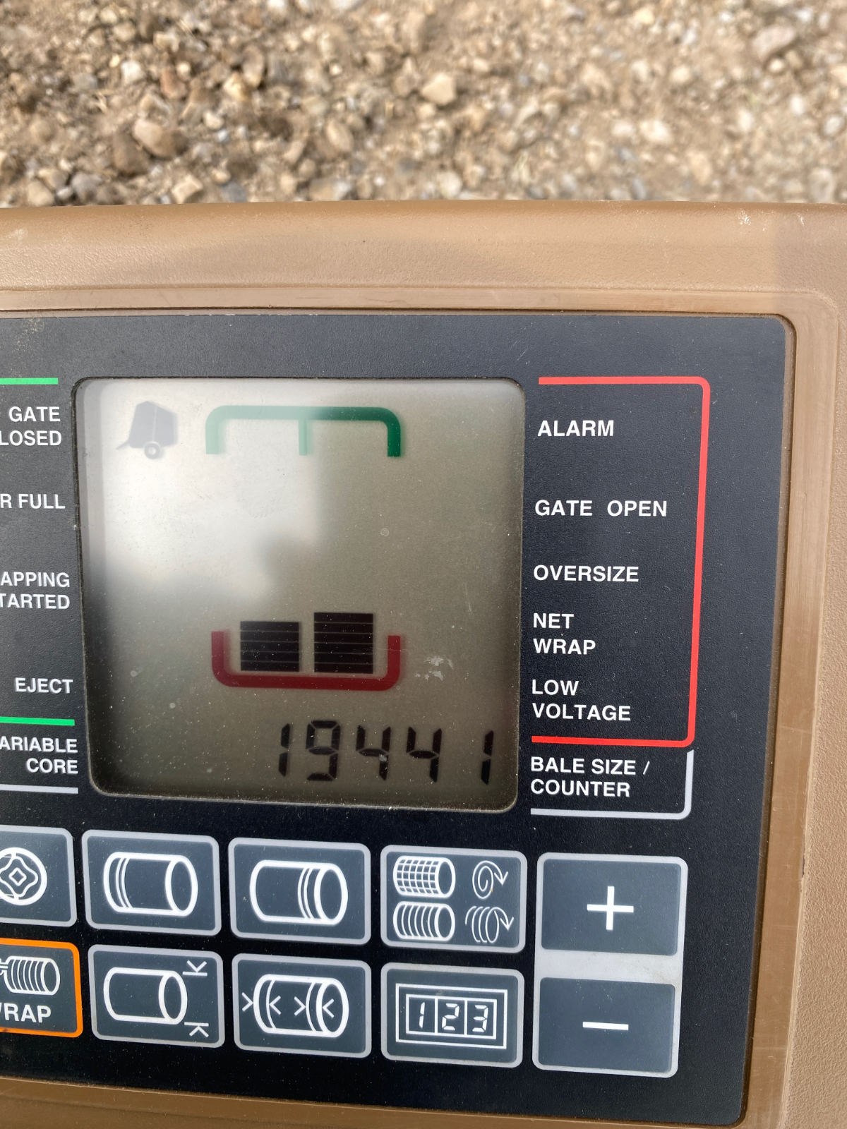 2007 John Deere 568 Baler/Round