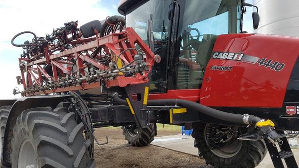 2019 Case 4440-120 Sprayer/High Clearance