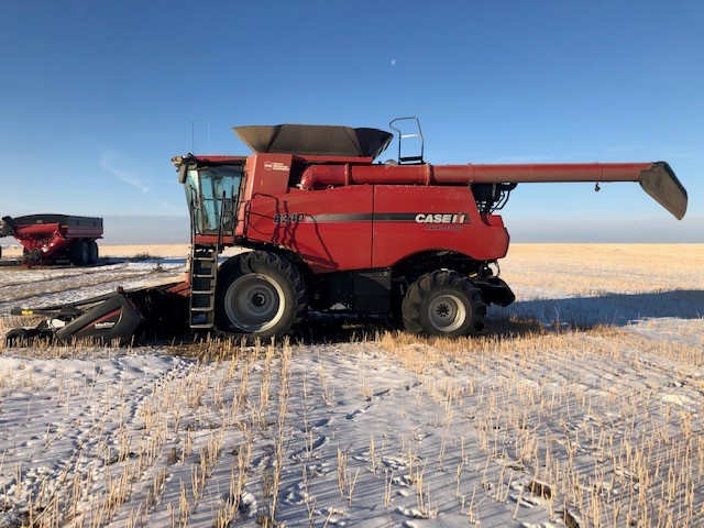 2017 Case 8240 Combine