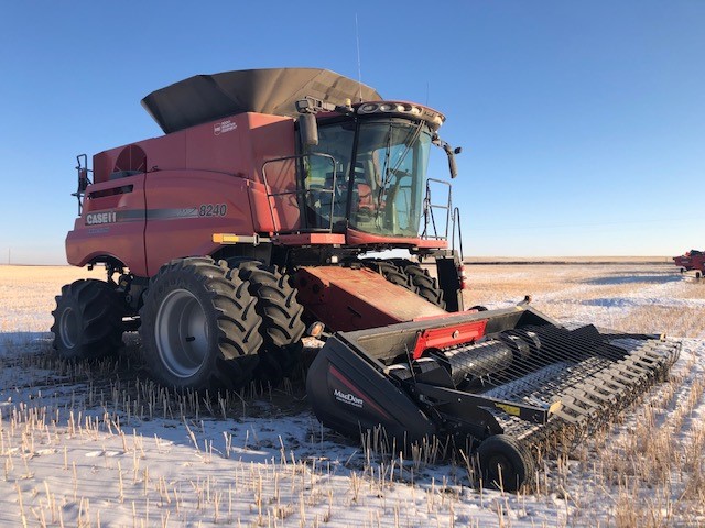 2017 Case 8240 Combine