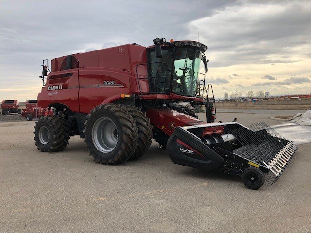 2020 Case 8250 Combine