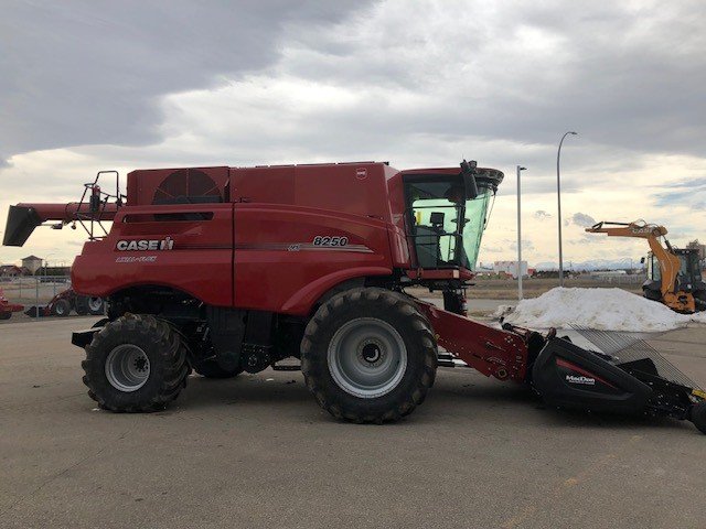 2020 Case 8250 Combine