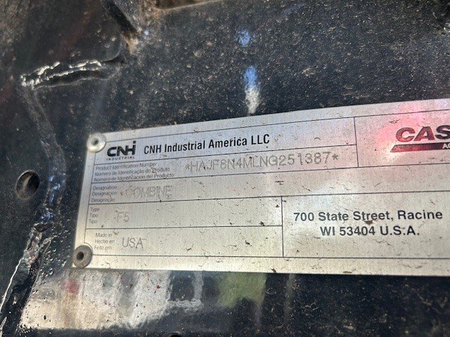 2023 Case 8250 Combine