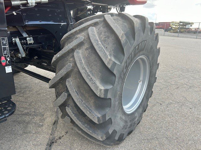 2023 Case 8250 Combine