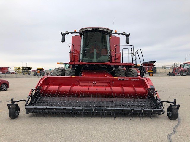 2023 Case 8250 Combine