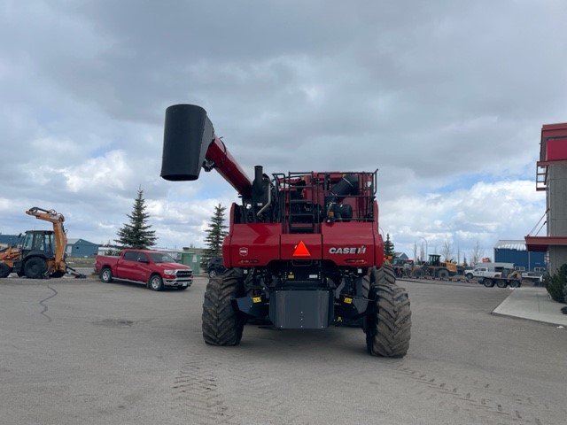 2023 Case 8250 Combine