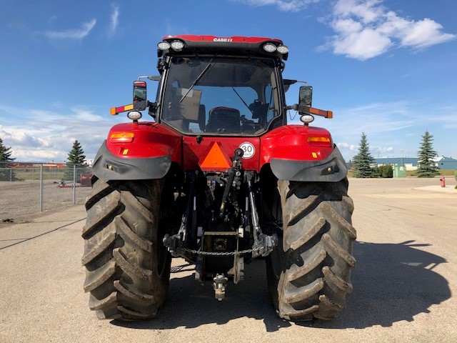 2022 Case MAG180 Tractor