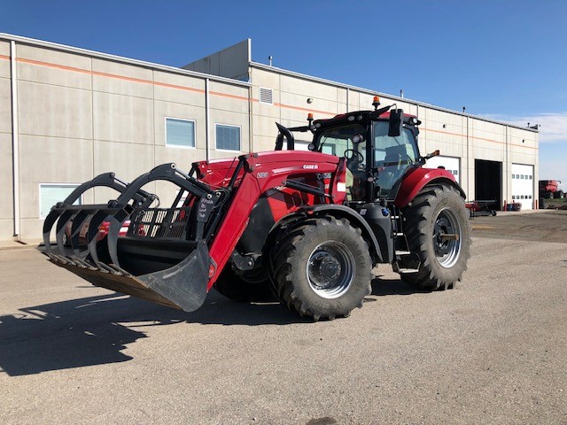 2022 Case MAG180 Tractor