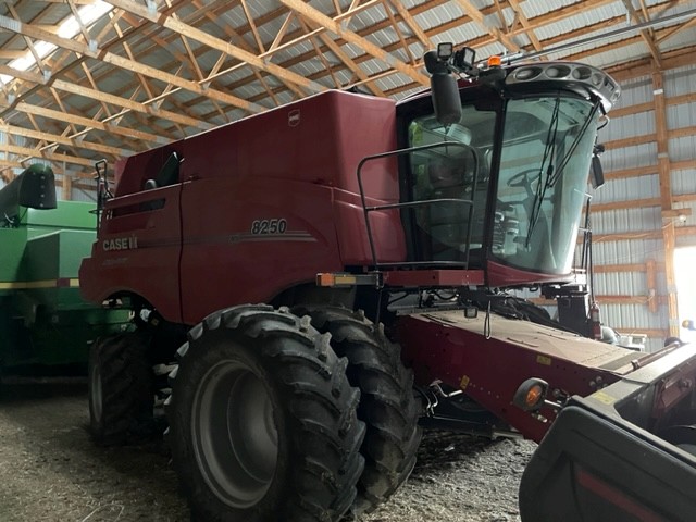 2020 Case 8250 Combine