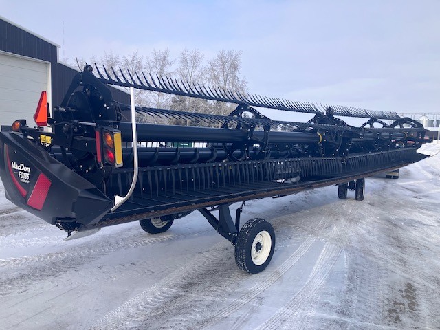 2018 MacDon FD135 Header Combine