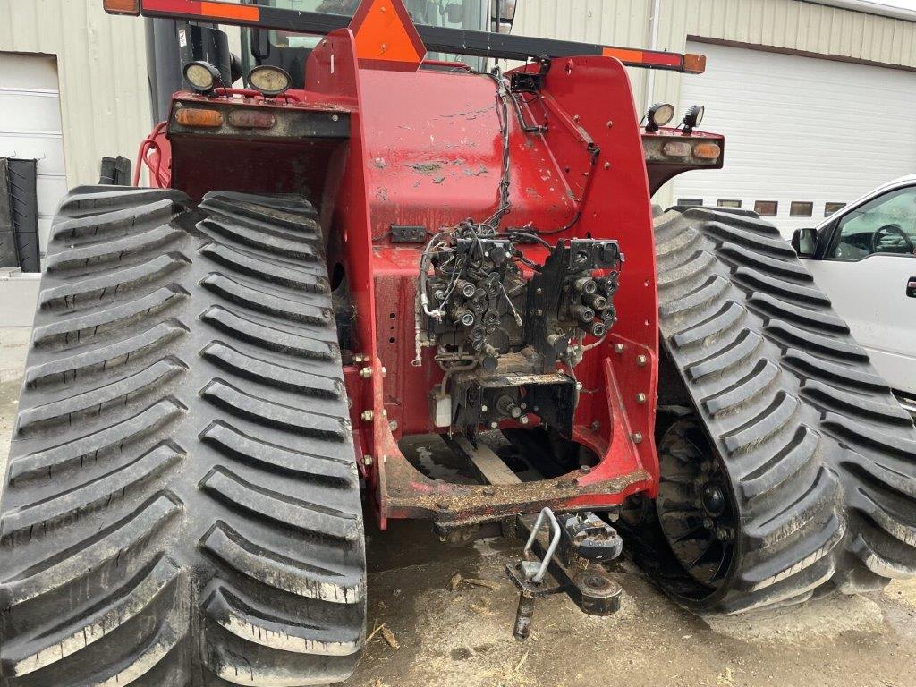 2017 Case 620Q Tractor Rubber Track