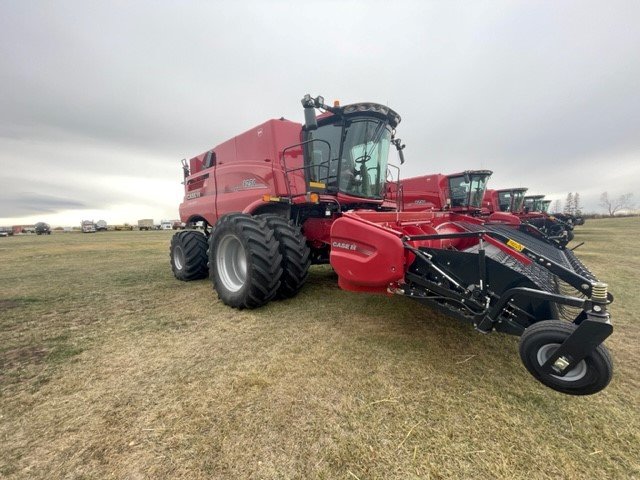 2023 Case 8250 Combine