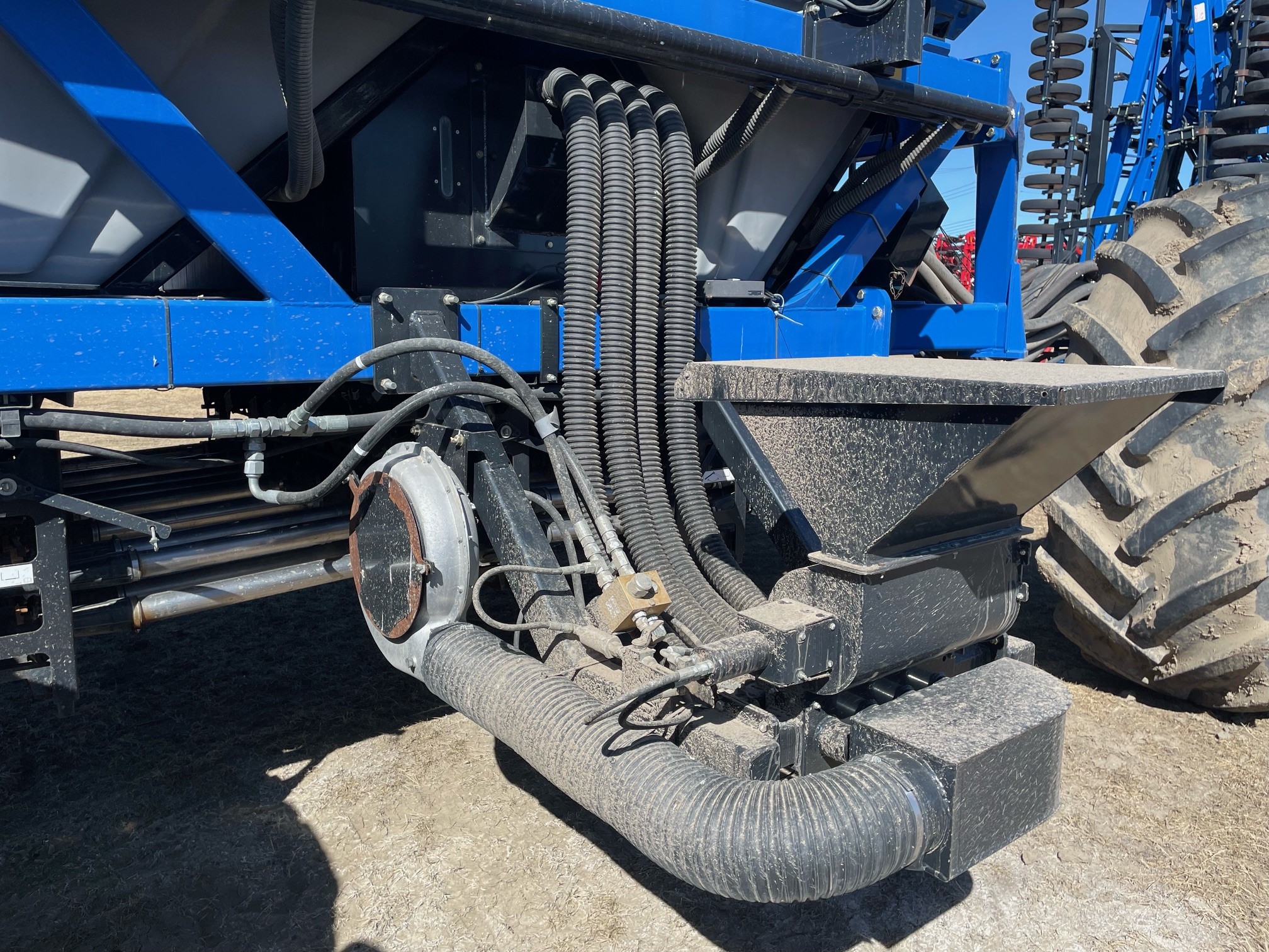 2017 New Holland P4760 Air Tank/Cart