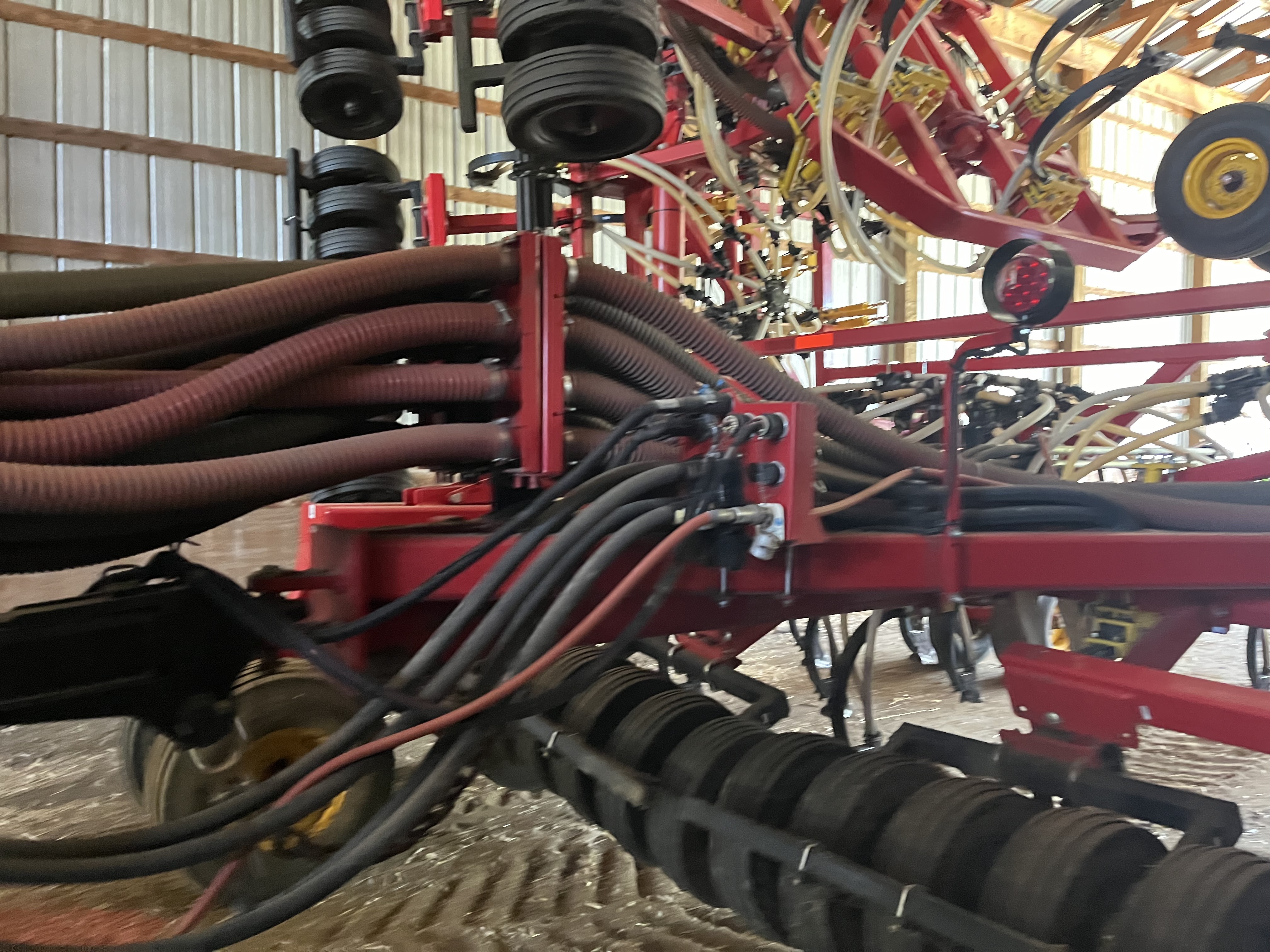 2020 Bourgault 5810-62 Air Drill