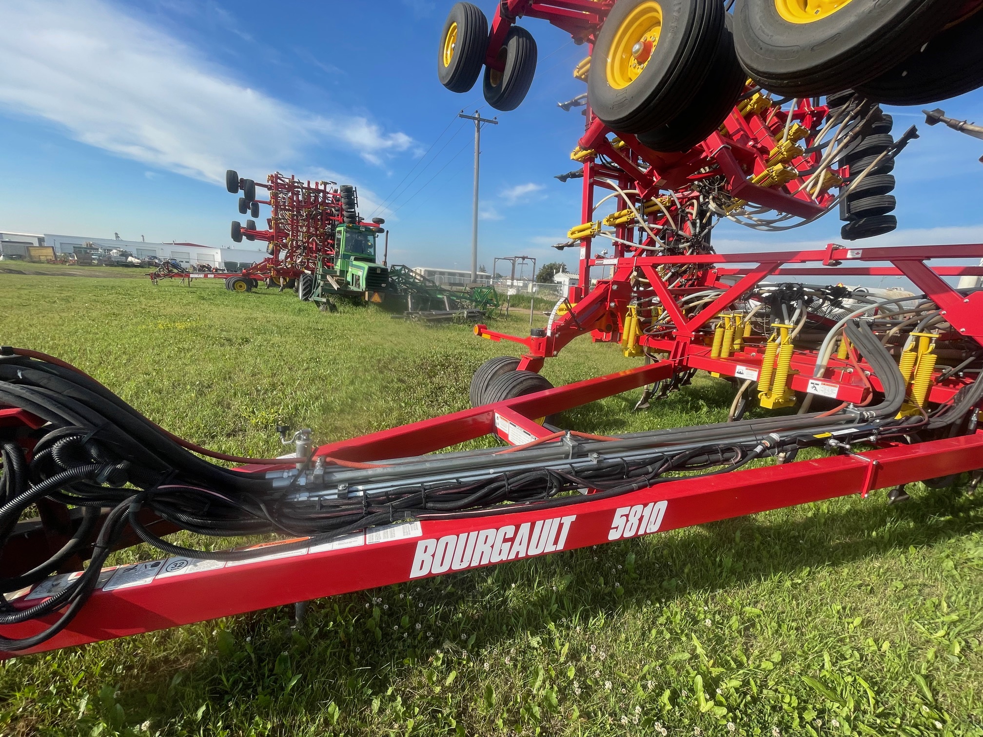 2020 Bourgault 5810-62 Air Drill