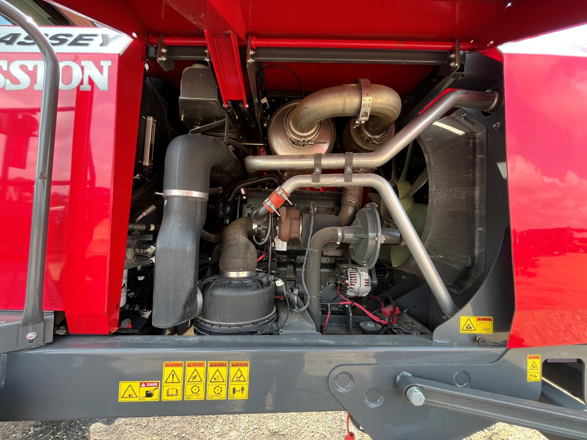 2014 Massey Ferguson WR9740 Swather