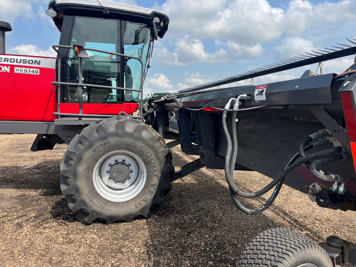 2014 Massey Ferguson WR9740 Swather