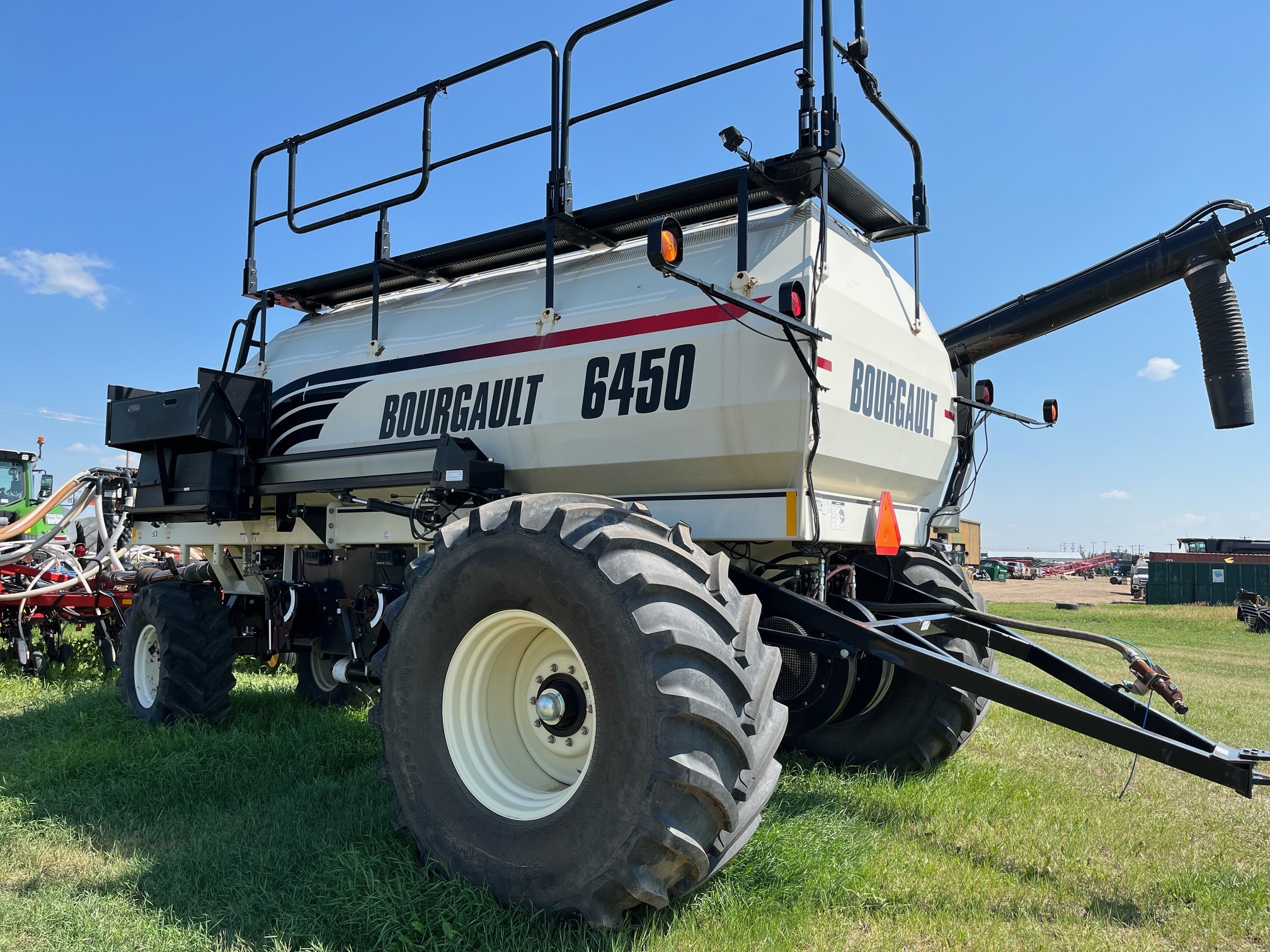 2011 Bourgault 6450 Air Tank/Cart