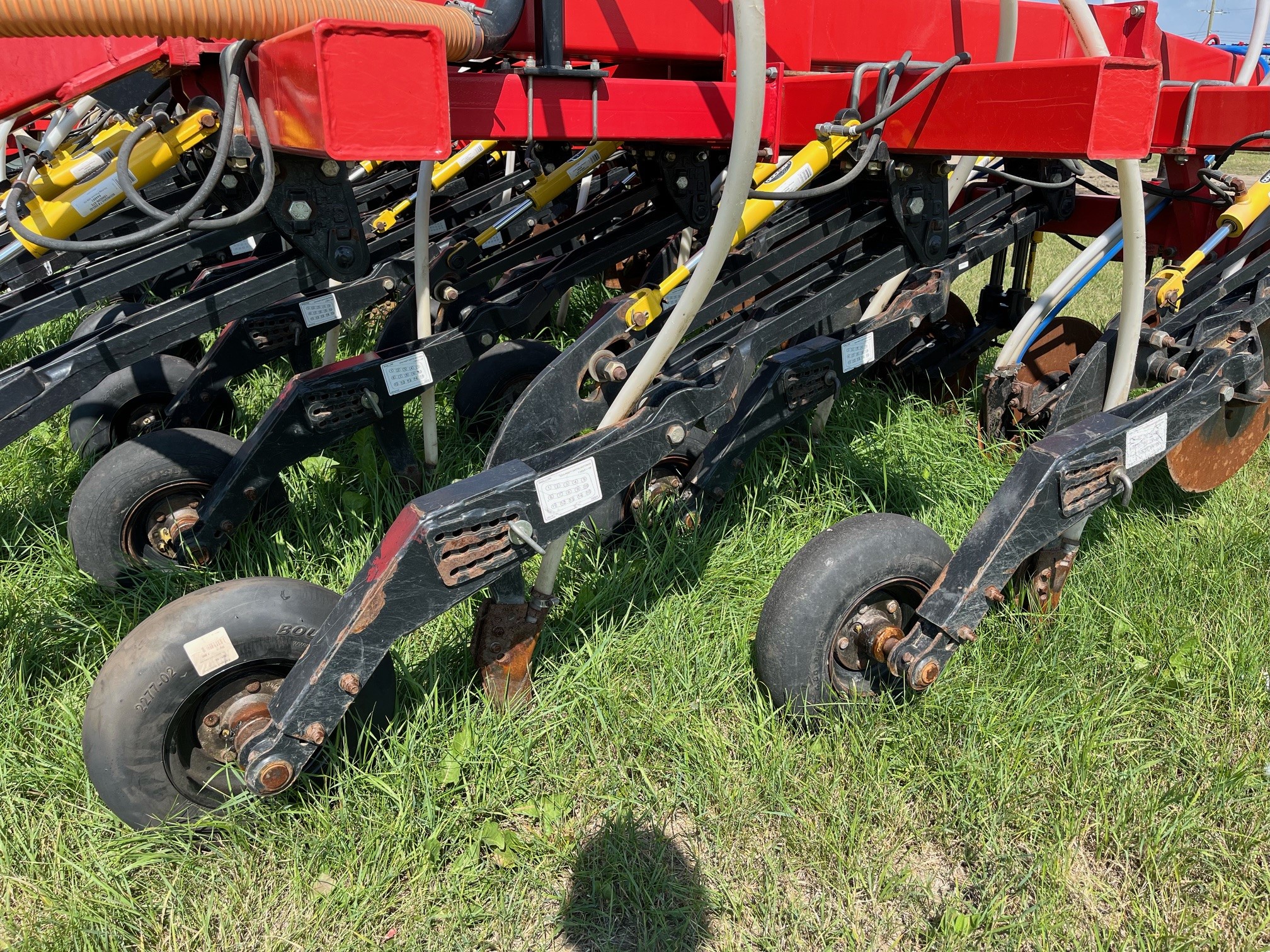 2010 Bourgault 3310-65 Air Drill