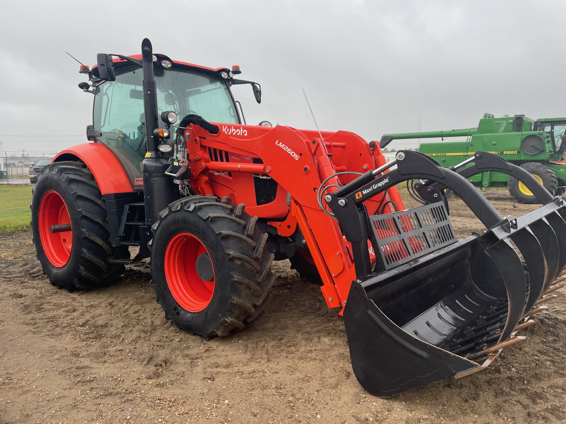 2022 Kubota M7-152 Tractor