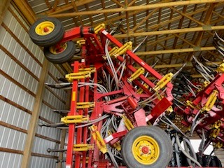 2010 Bourgault 5710-72 Air Drill